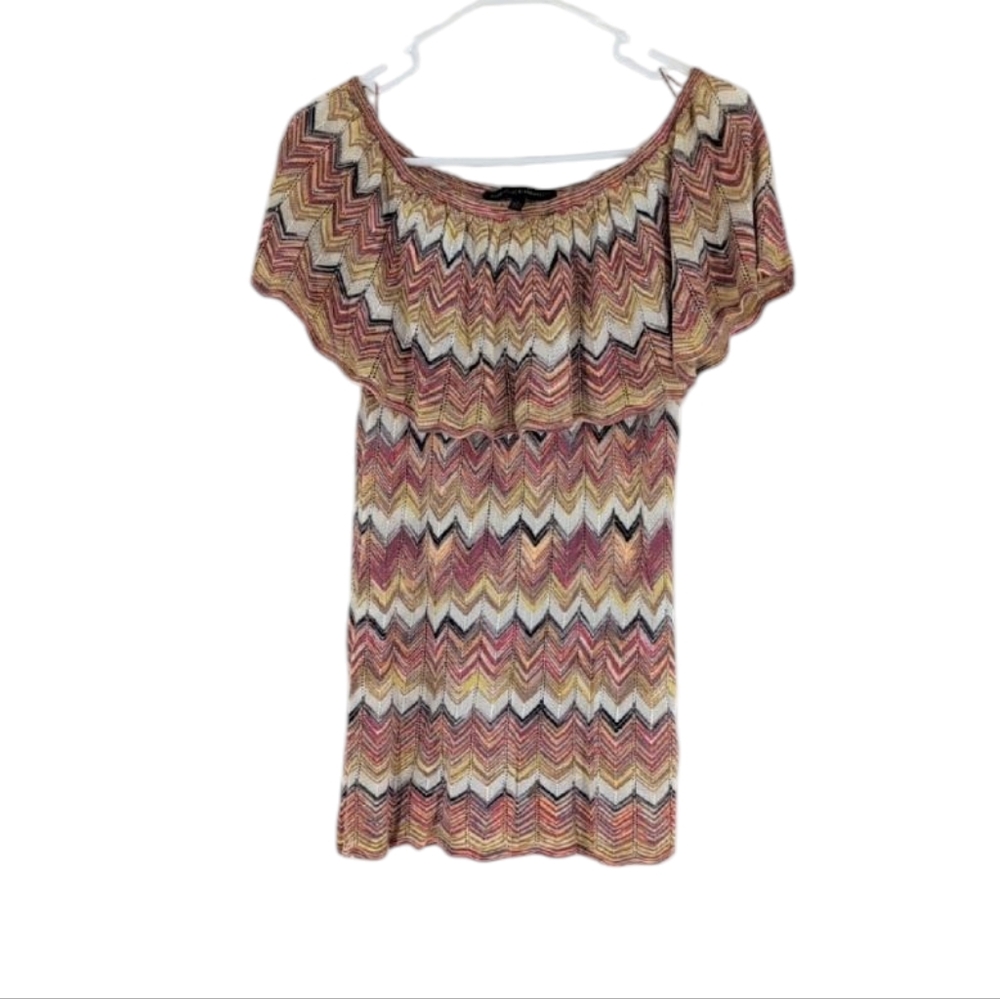 White House Black Market Top Size Small Great Condition !